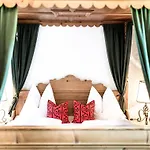 Salzburg Holznerwirt Hotel 4*