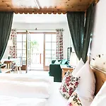 Salzburg Holznerwirt Hotel 4*