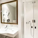 Hotel Salzburg Holznerwirt 4*