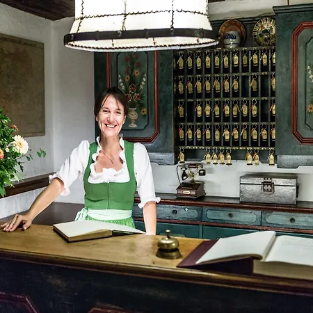 Salzburg Holznerwirt 4* Eugendorf