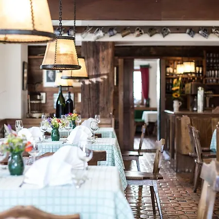 Szálloda Salzburg Holznerwirt Eugendorf